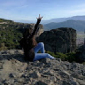 Meet your Posher, Elizabeth